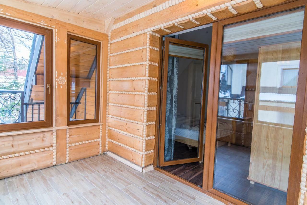 Pod Niedźwiedziem I *